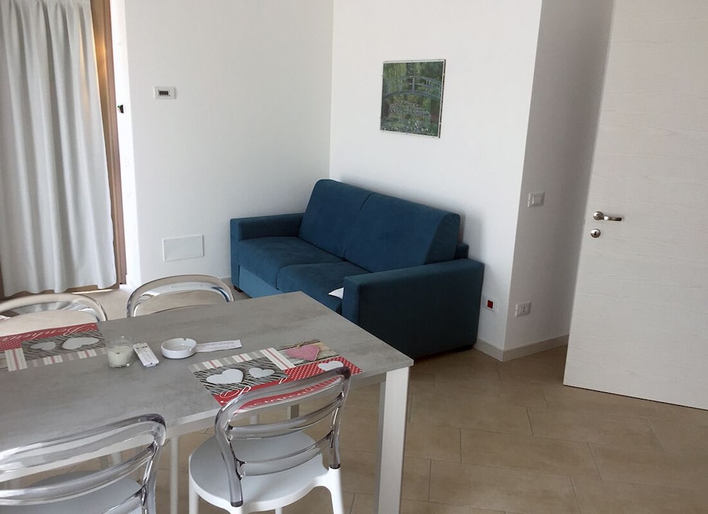 Premium Apartment, 1 Bedroom, Ground Floor photo 3