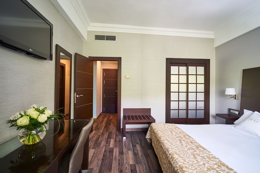 Junior Suite (Single Use) photo 2
