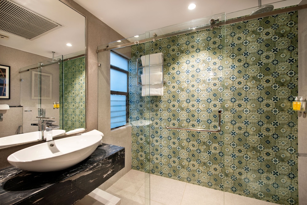 Superior Suite - Photo 2