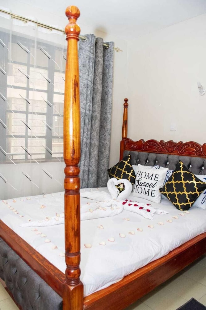 Deluxe Apartment, City View photo 3