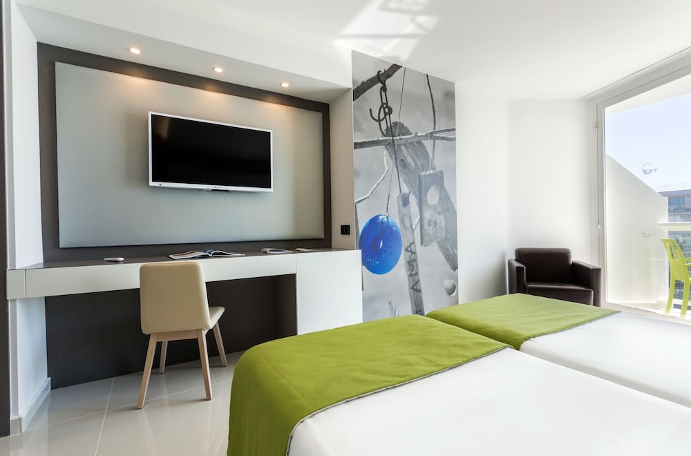 Double Room, Balcony, Pool View (Joy)