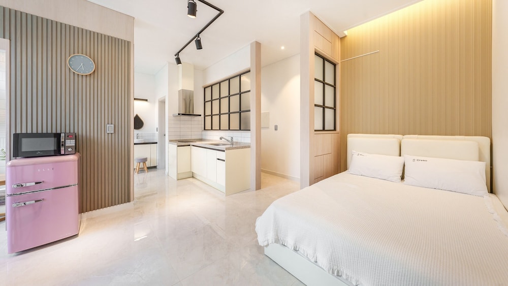 Basic Room, 1 Bedroom (Room 302) - Photo 1