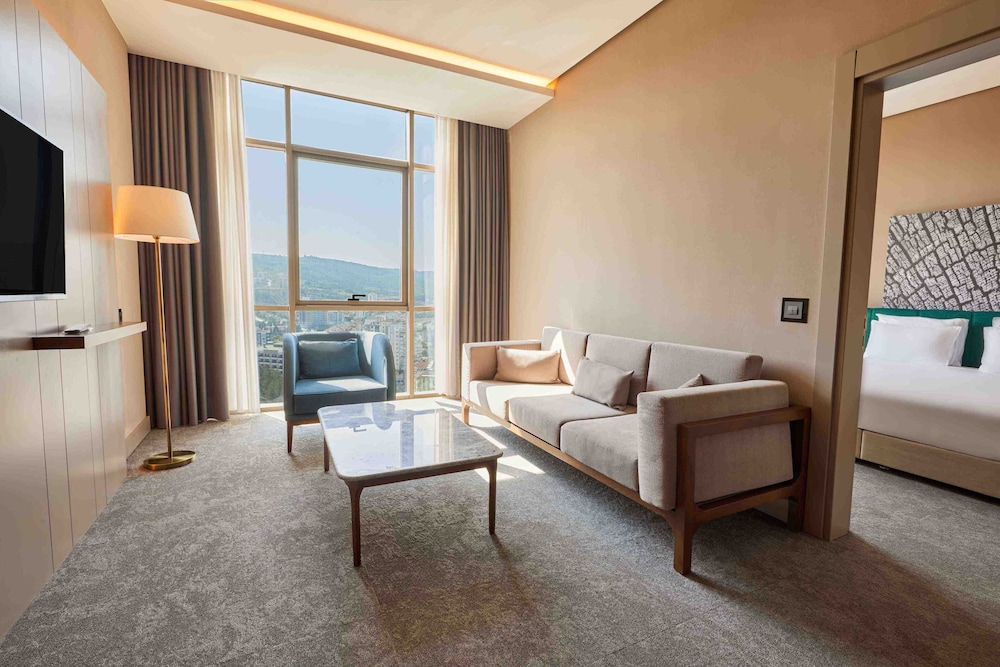 Deluxe Suite, 1 King Bed