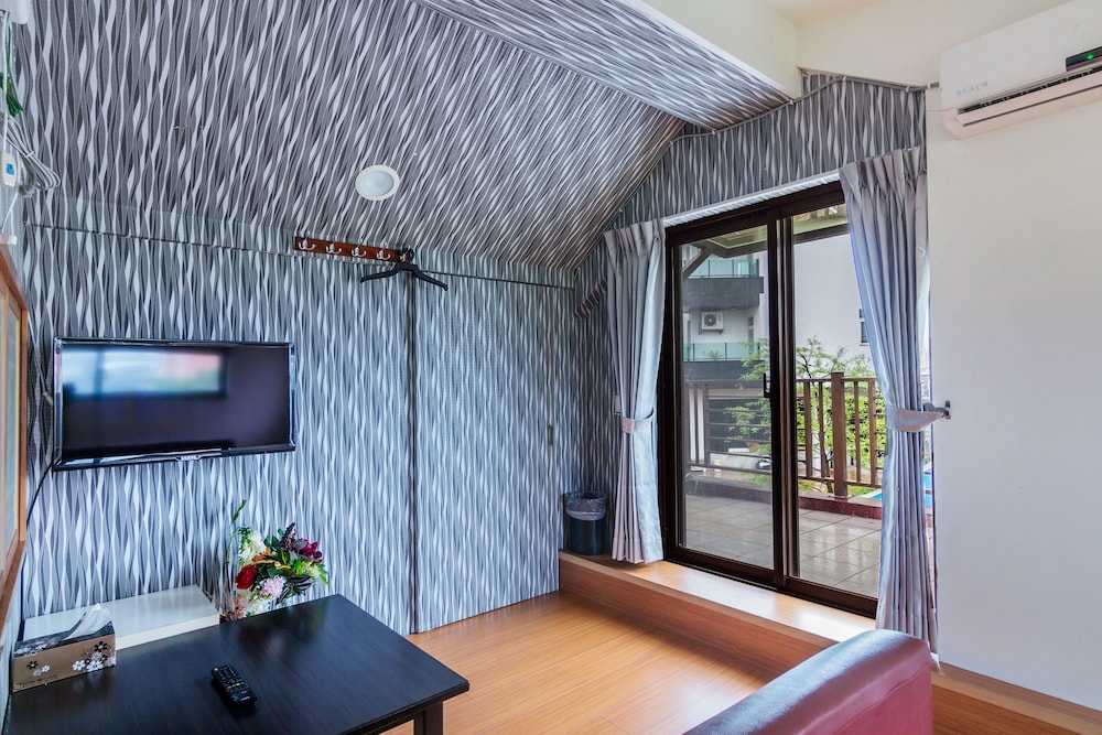 Chalet, Multiple Beds, Courtyard View