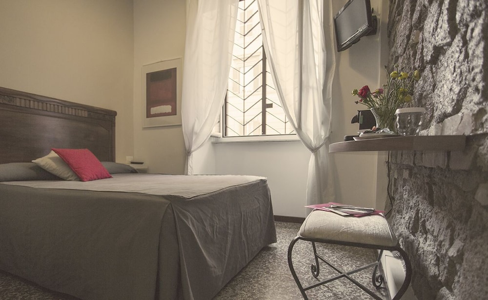 Standard Single Room photo 2