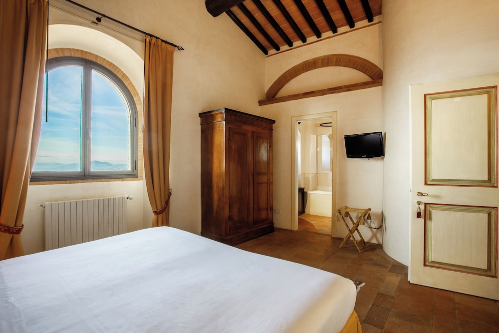 Classic Double Room, 1 Bedroom, Garden View