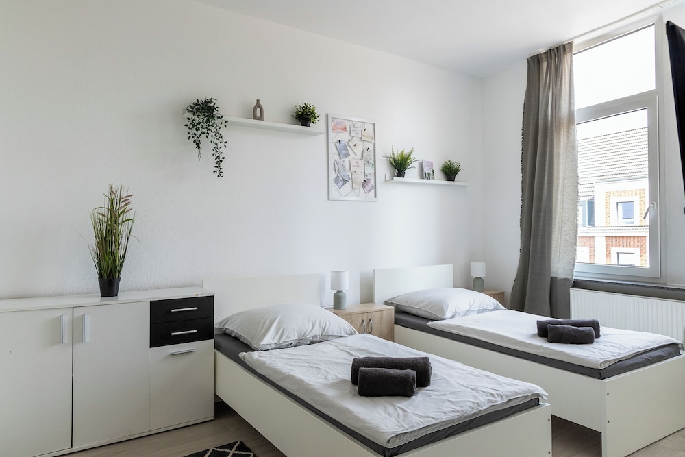 Basic Double or Twin Room photo 1