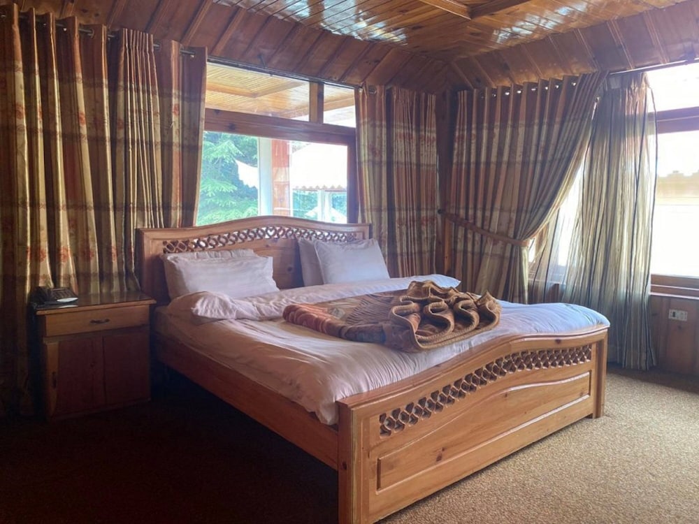 Premium Triple Room photo 2