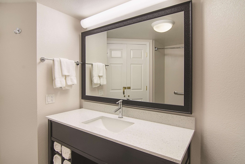 Suite, 1 Bedroom, Non Smoking - Photo 3
