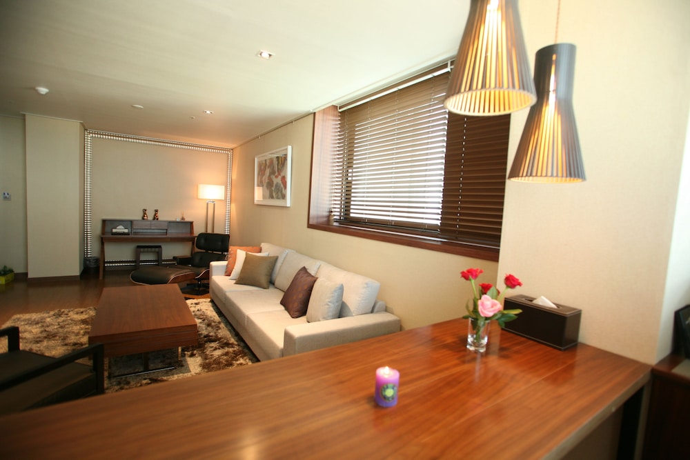 Family Suite photo 2