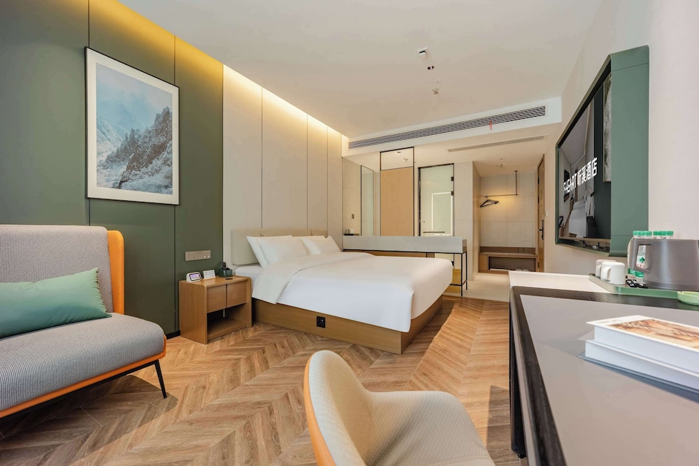 Classic Double Room, City View