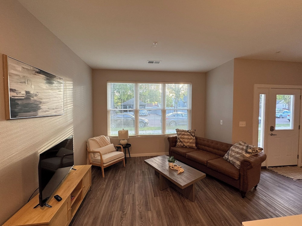 Standard Townhome photo 3
