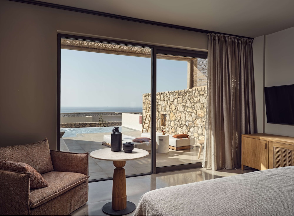 Grand Deluxe Room, Private Pool, Sea View