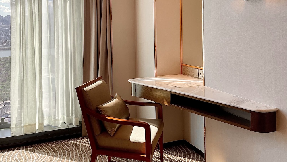 Deluxe Twin Room Seaview - Photo 2