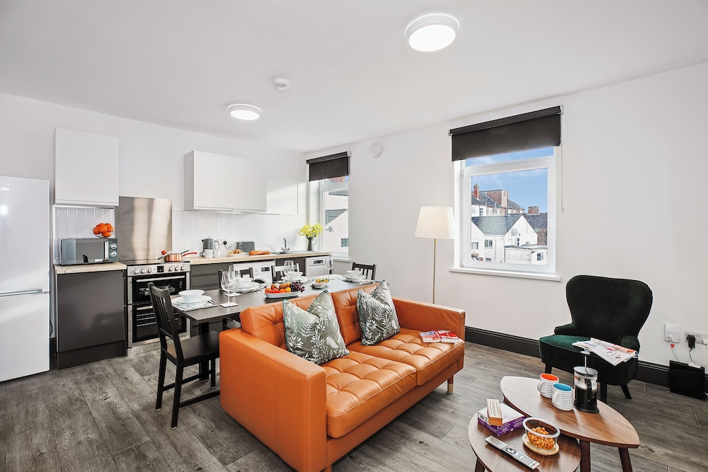 Family Apartment, Partial Sea View