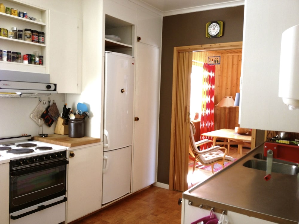 Traditional Cottage, 4 Bedrooms, Mountain View photo 2