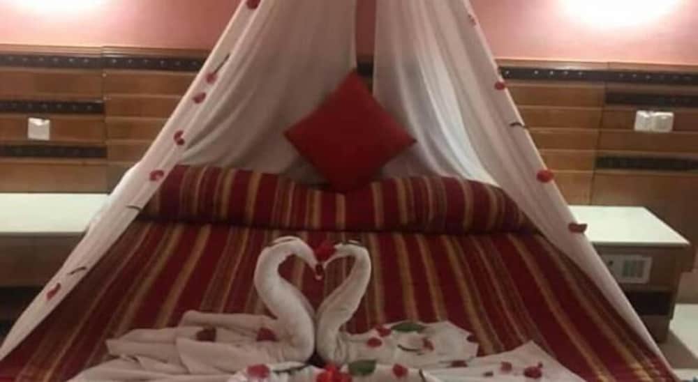 Basic Double Room