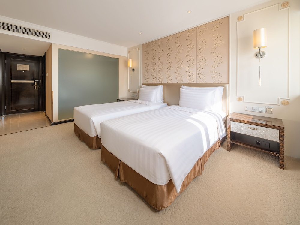 Dorsett Twin Room