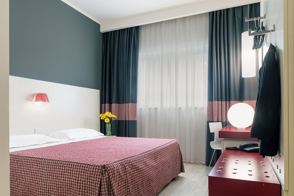 Economy Room - Photo 2