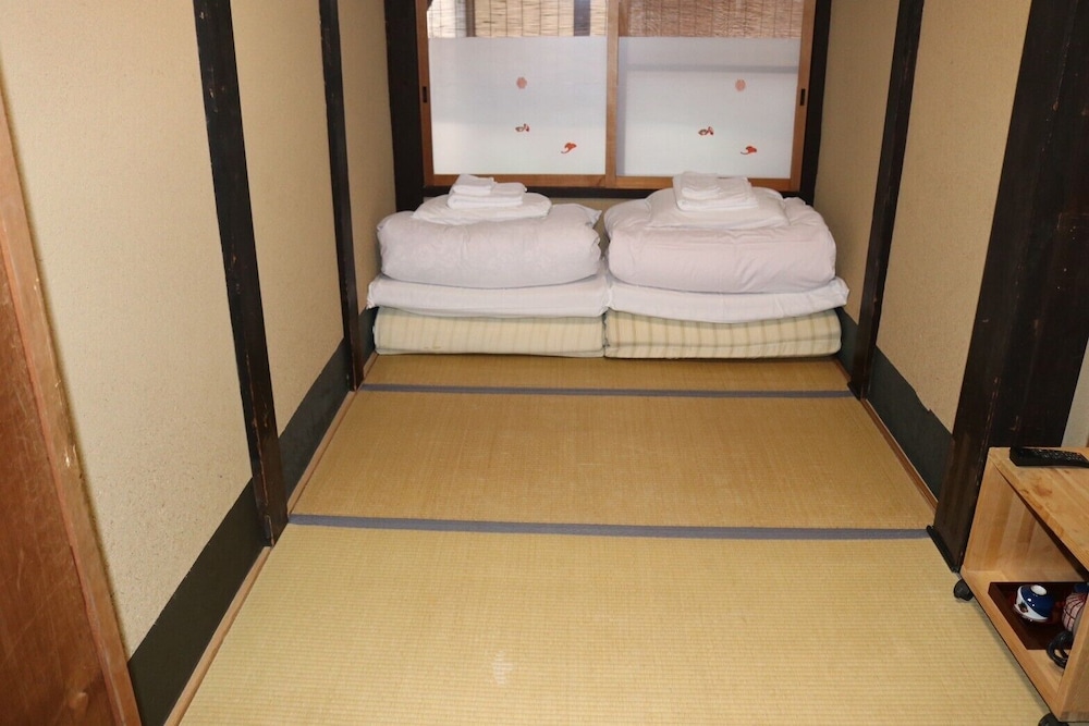 Studio Apartment (Tsubaki), Non Smoking photo 2