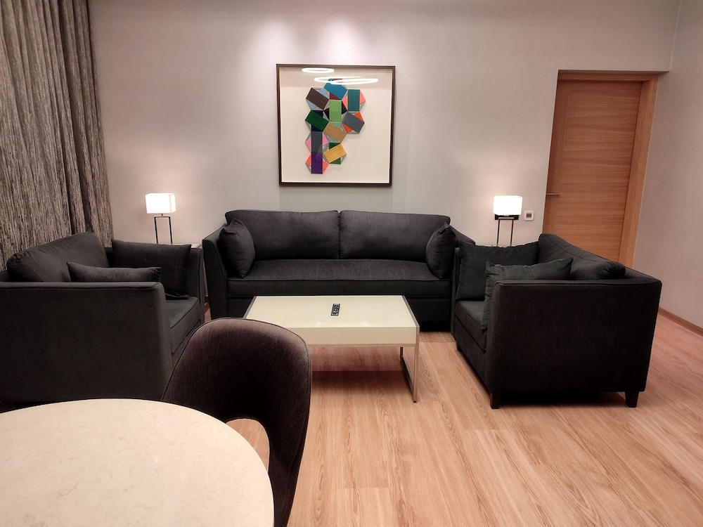 Executive Suite, 1 King Bed, City View Executive Suite, 1 King Bed, City View