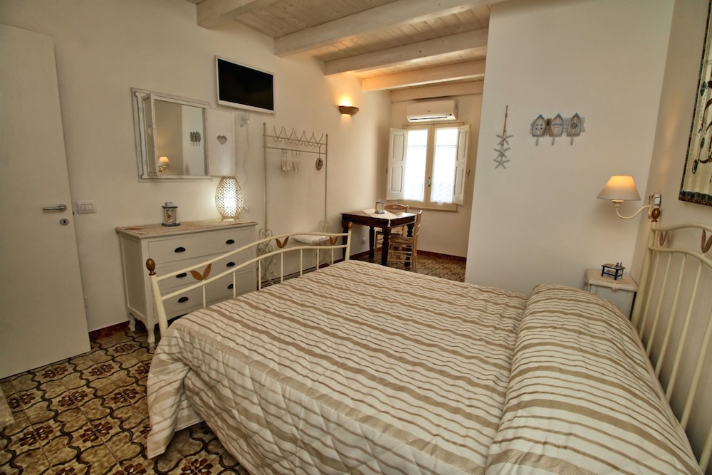 Apartment, Terrace (Vico Amalfitana 47) photo 2