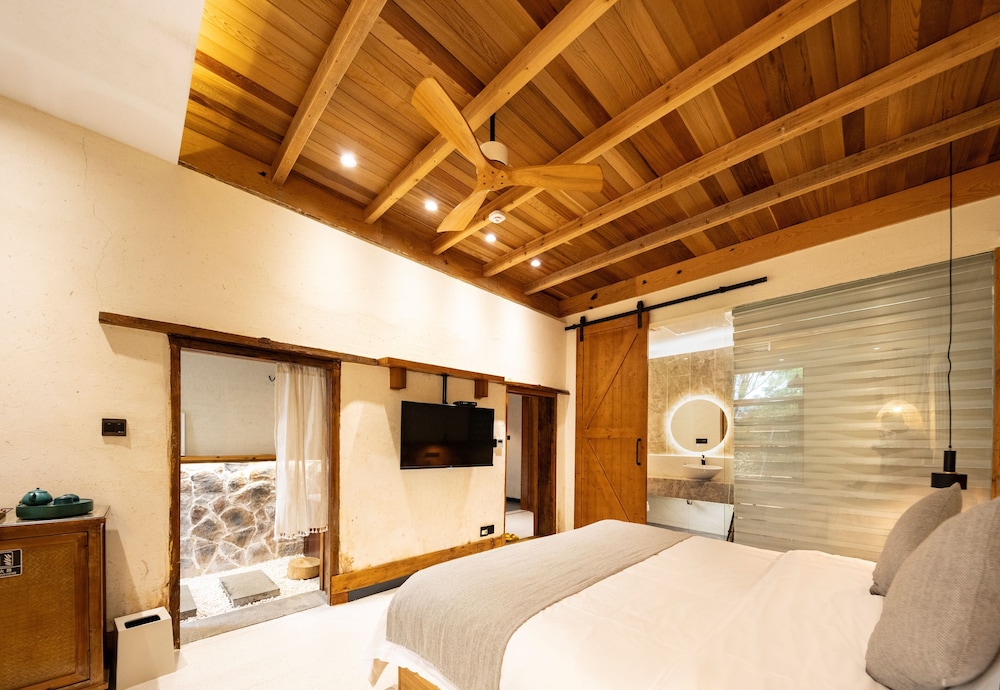 Luxury Cabin
