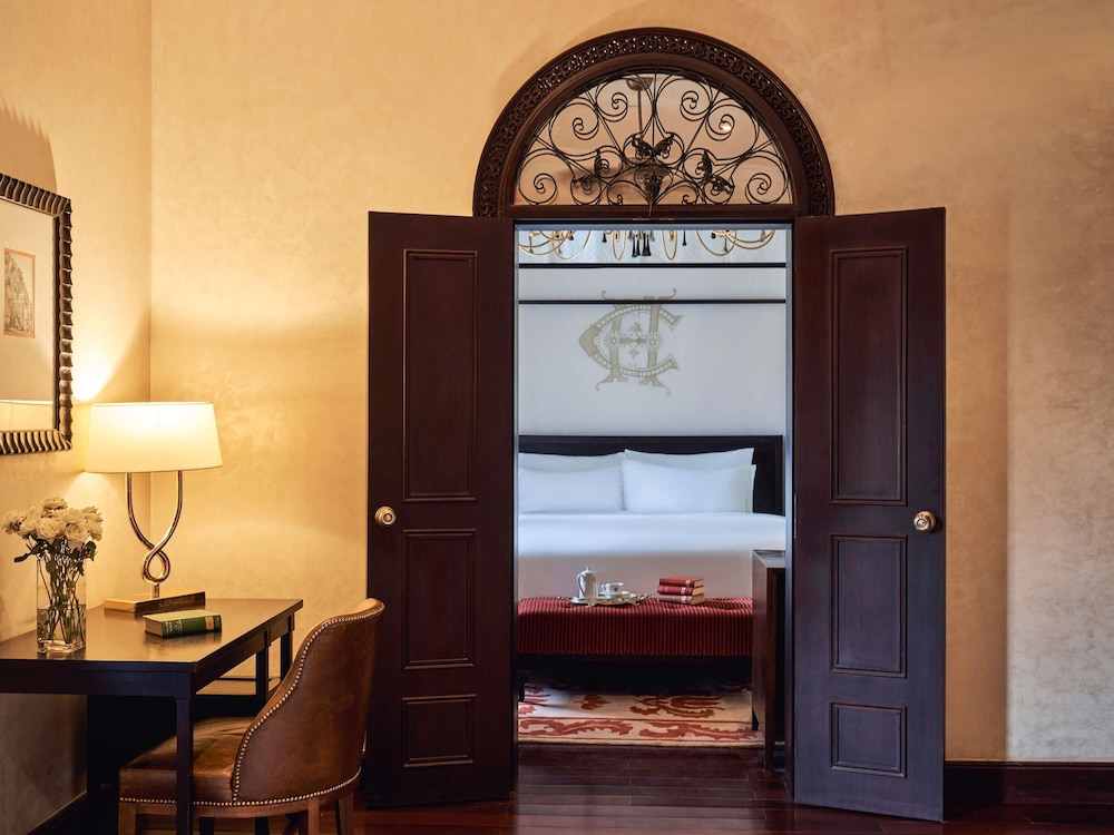 Suite, 1 King Bed, Terrace, Garden View (Palace Opera Suite) photo 3