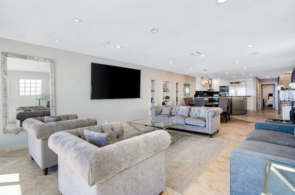 Beachfront Malibu Home With Private Beach Access, Foto 18