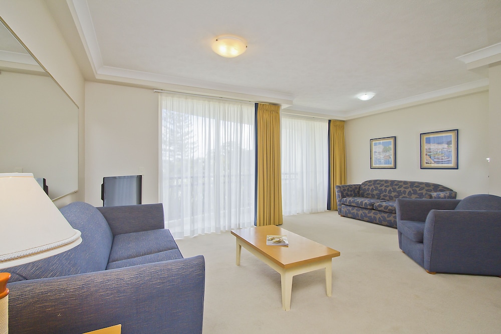 One Bedroom Standard Apartment - Photo 10