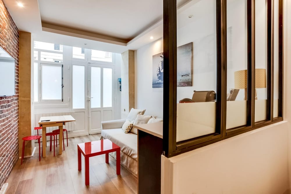 Apartment photo 3