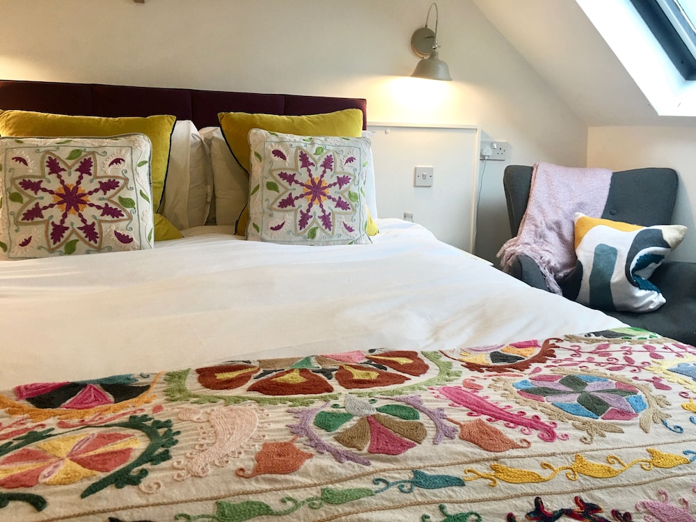 Standard Double Room, Ensuite - Photo 3