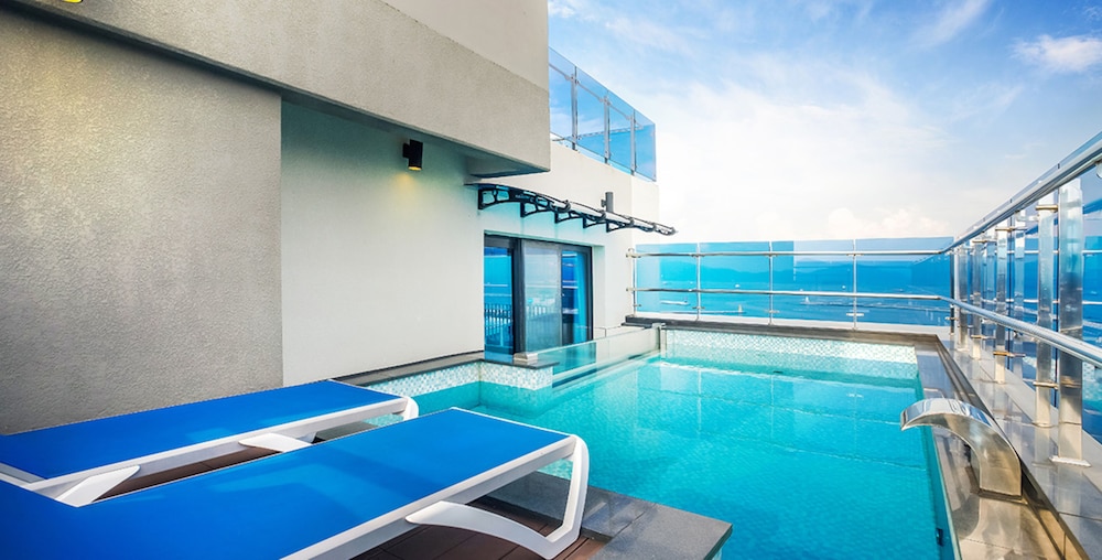Royal Pool Villa - Additional Payment 100,000 Is Required For Pool Use - F&B Benefit photo 2