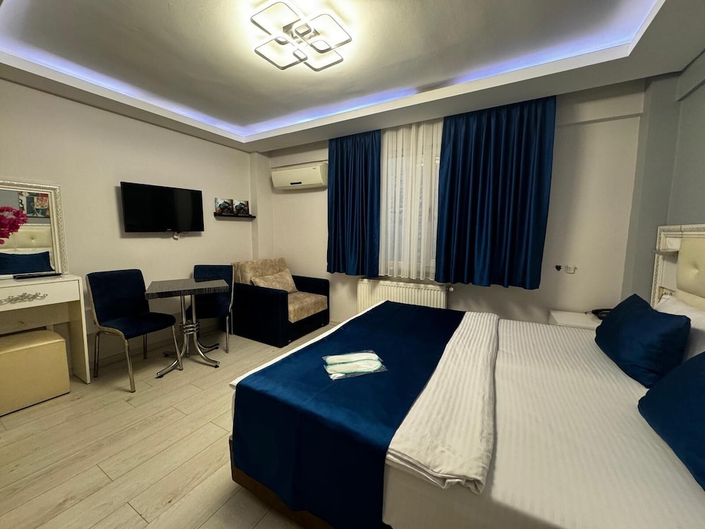 Economy Double Or Twin Room photo 2