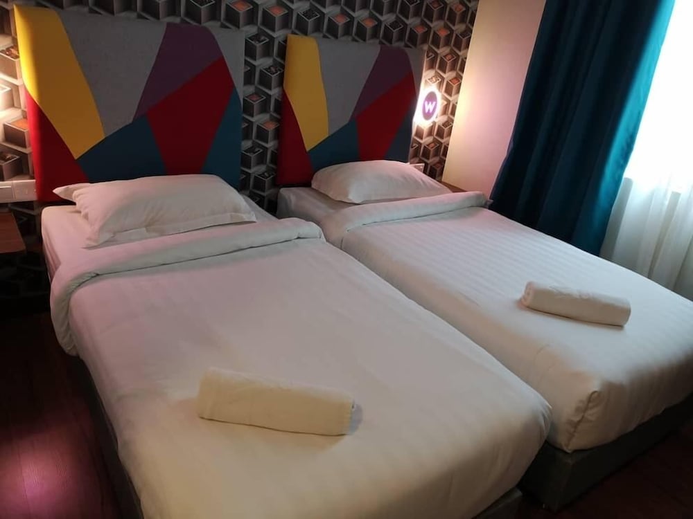 Deluxe Twin Room - Photo 1