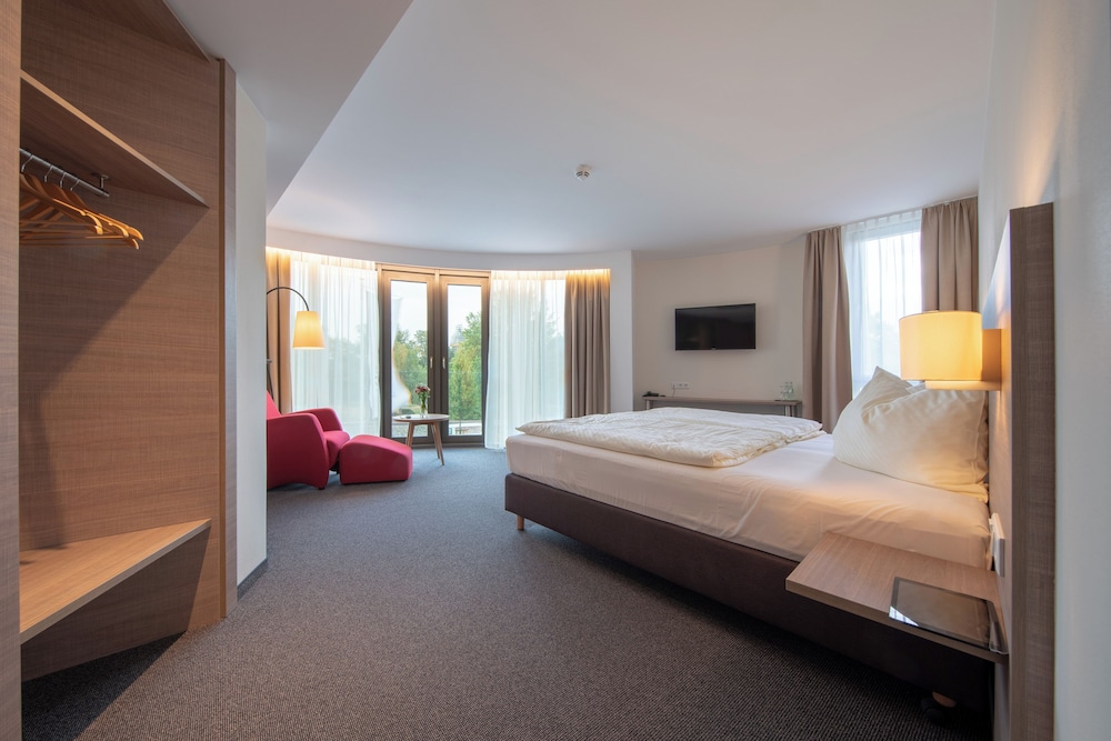 Standard Double Room, Accessible, Non Smoking photo 2