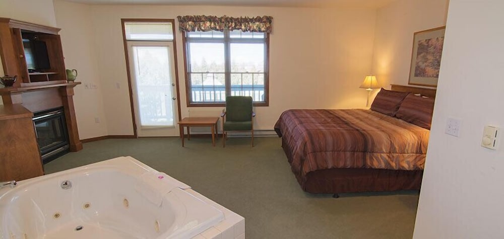 Condo, 3 Bedrooms photo 1