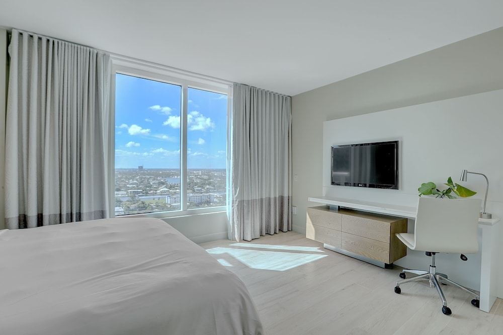 Studio, 1 King Bed (Sunset View) - Photo 2