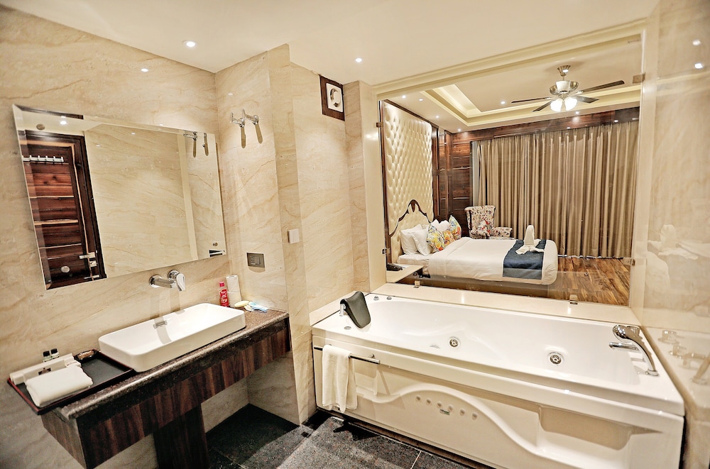 Presidential Suite, 1 King Bed photo 2
