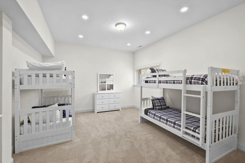 House (Multiple Bedrooms) photo 1