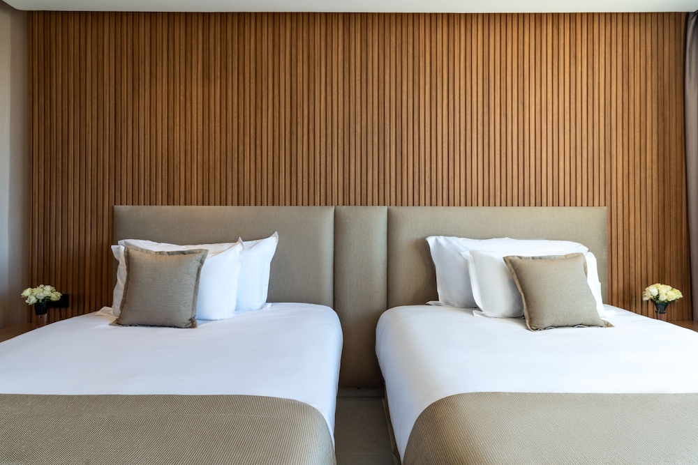 Premium Room (2 Queen Beds, Garden View)