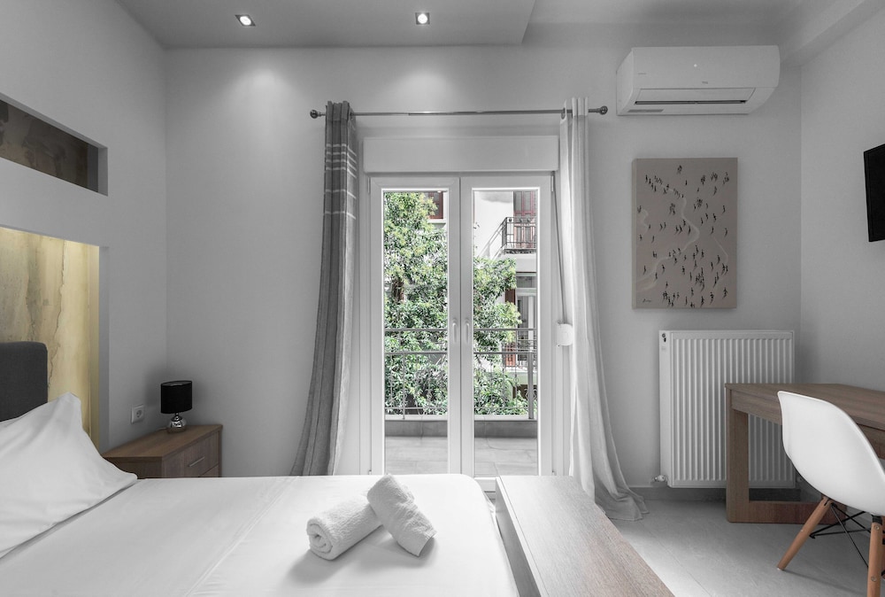 Apartment, City View (101)