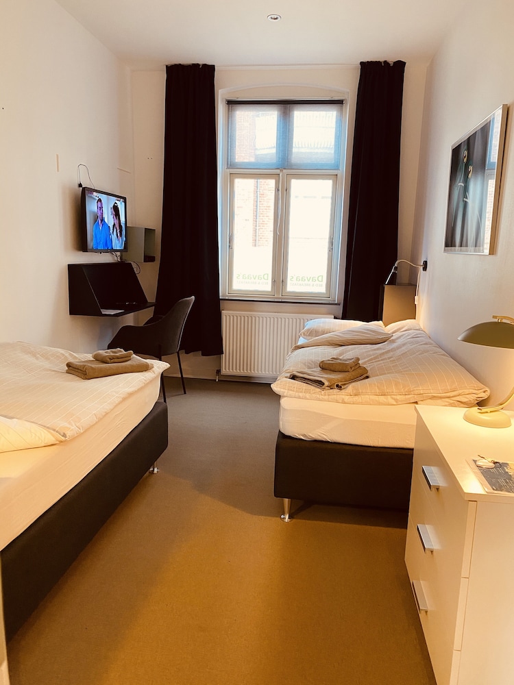 Double or Twin Room with Shared Bathroom