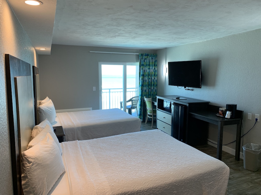 Suite, Oceanfront - Photo 2