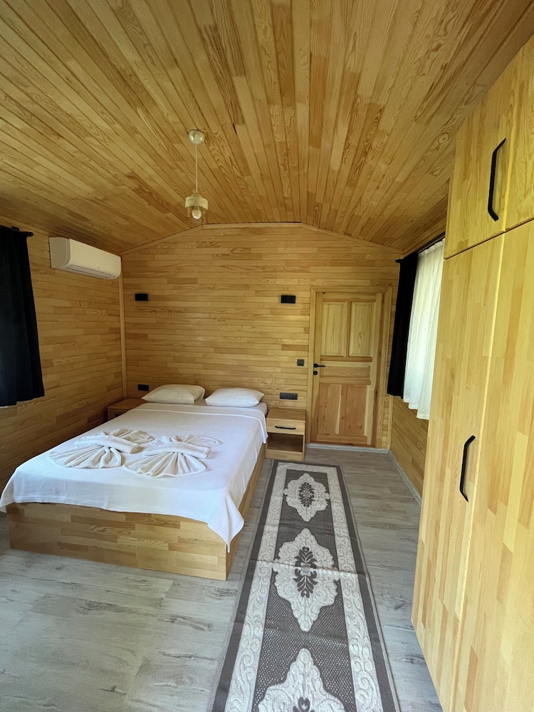 Superior Tree House photo 1
