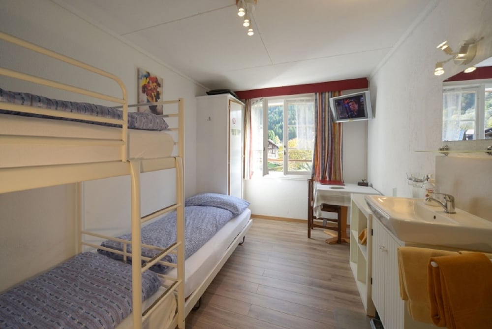 Basic Triple Room, Shared Bathroom photo 1