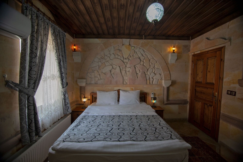 Standard Room photo 2
