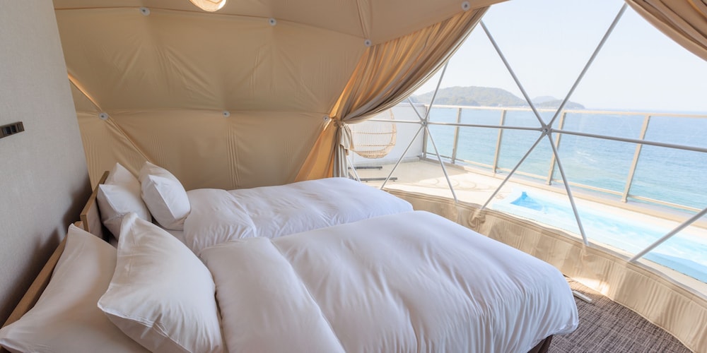 Romantic Tent
