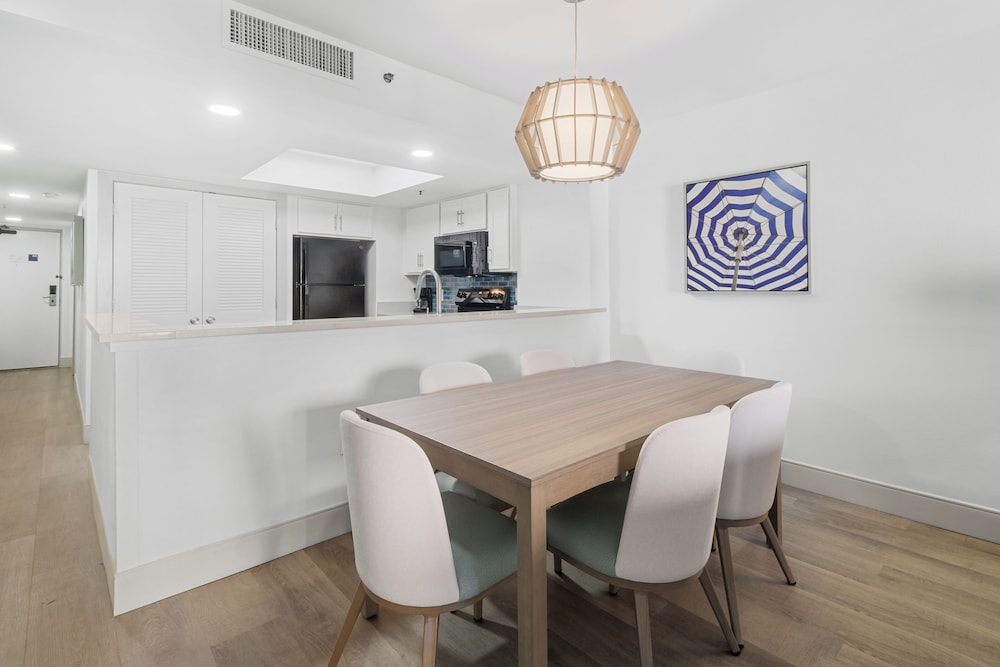 Mariner Ocean View Deluxe Three Bedroom Condo - Photo 11