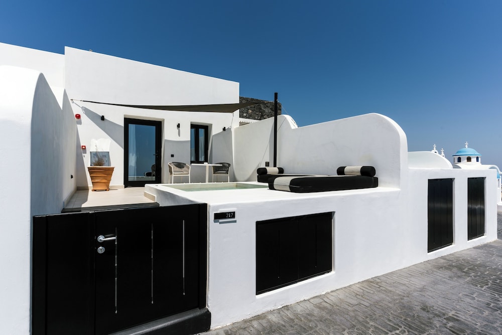 Lagoon Suite with Sea View and Sharing Pool - Photo 6